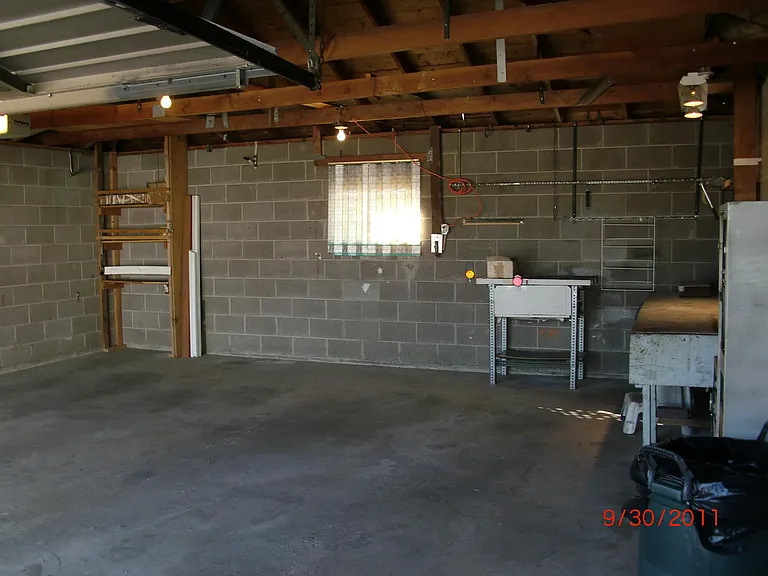 garage