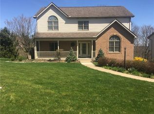 400 Fieldstone Dr, Lower Burrell, PA 15068