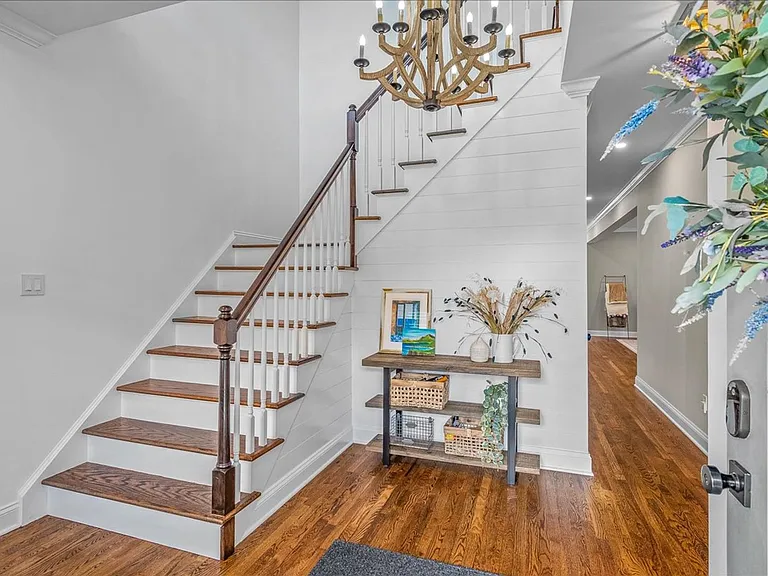 14 Woodale Pl — Photo 6