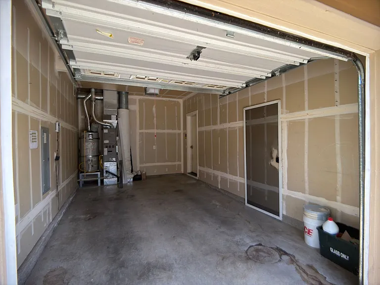 3608 NE 42nd St — Photo 23