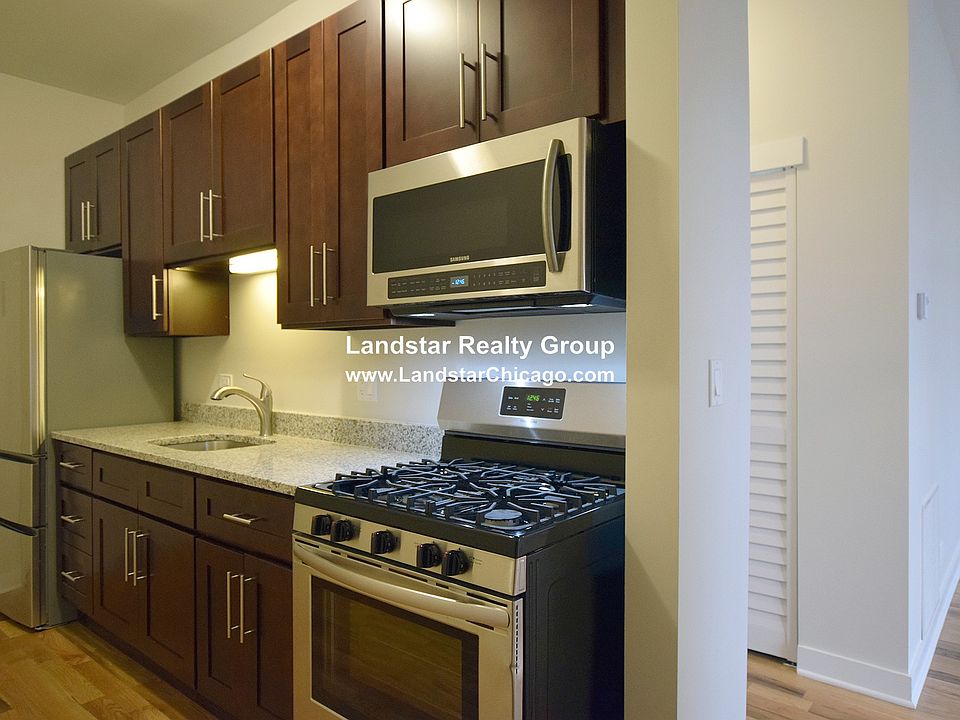 1st image of 3804 W Montrose Ave #301