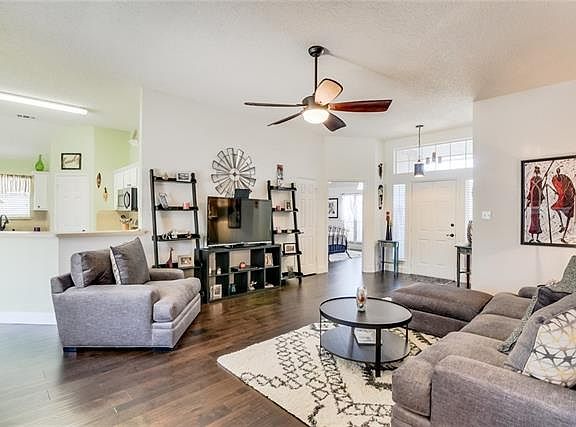 5th image of 3222 Morning Dove Ln