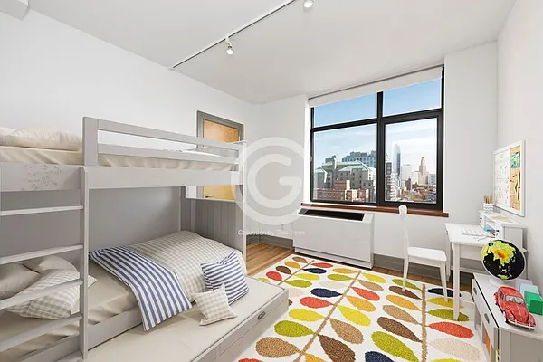 Rented by NY Casa Group | media 9