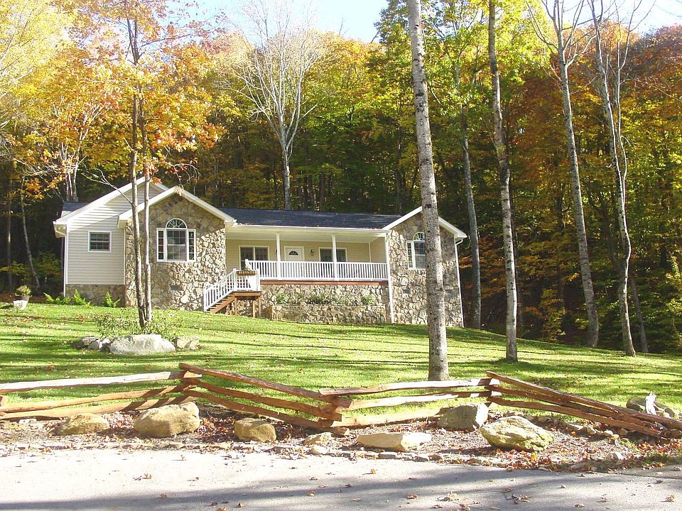 1st image of 123 Toms Creek Dr