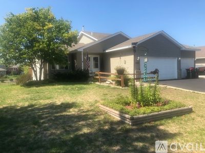 9125 Country Ave, Monticello, MN, 55362
