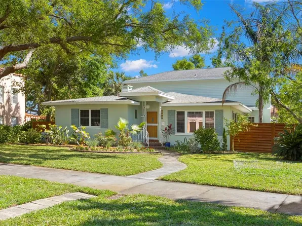 2217 Brevard Rd NE, Saint Petersburg, FL 33704