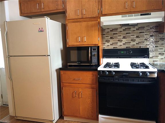 5th image of 515 Belle Ave