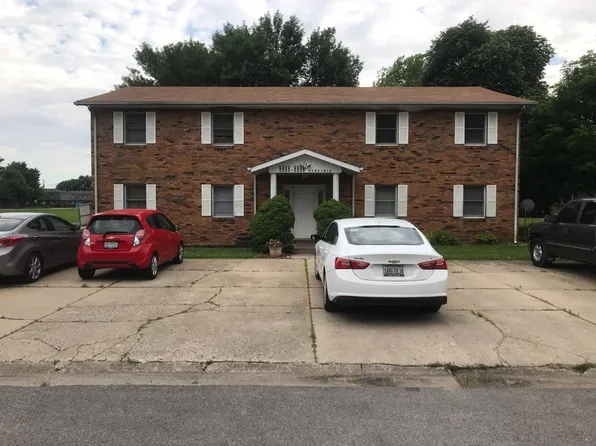 1322 Virginia Ave, Wood River, IL 62095