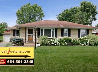 8932 Hamlet Ave S, Cottage Grove, MN 55016