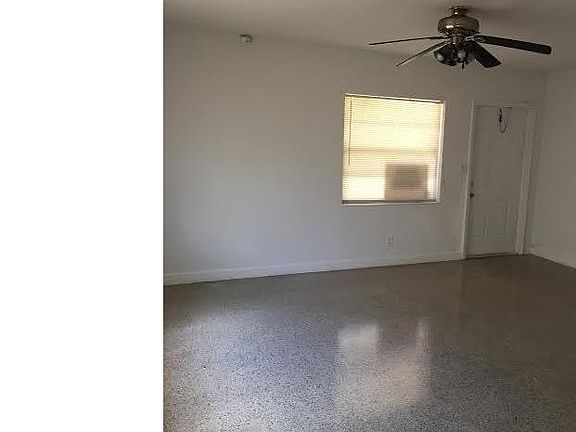 5th image of 1121 NW 7th Ter