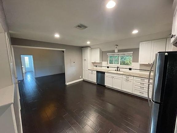 2nd image of 3208 S Manning Ave #3