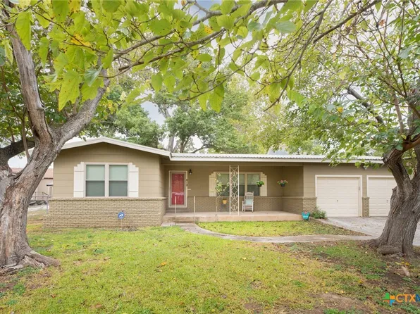 818 Mary Blvd, New Braunfels, TX 78130