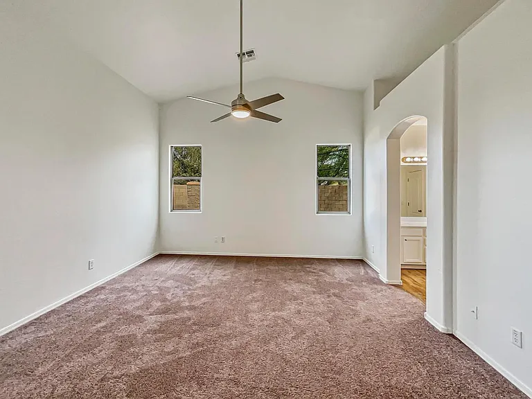 3732 W Glass Ln — Photo 12