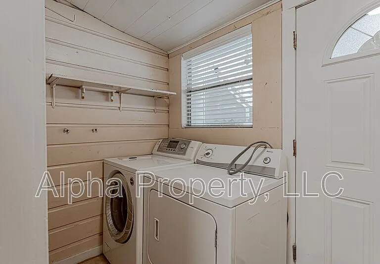 20 Eastview Dr — Photo 11