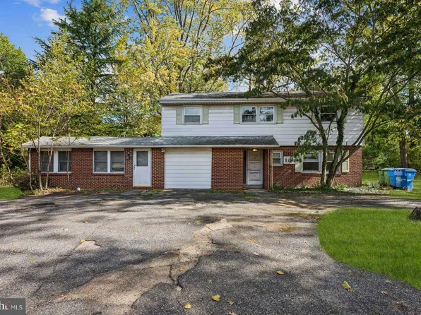 101 Ramble Rd, Cherry Hill, NJ 08034