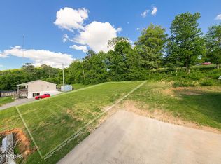 1421 Rhode Island Rd, Knoxville, TN 37912