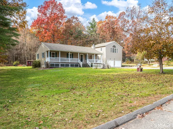 18 Mayflower Hill, Stafford, CT 06076