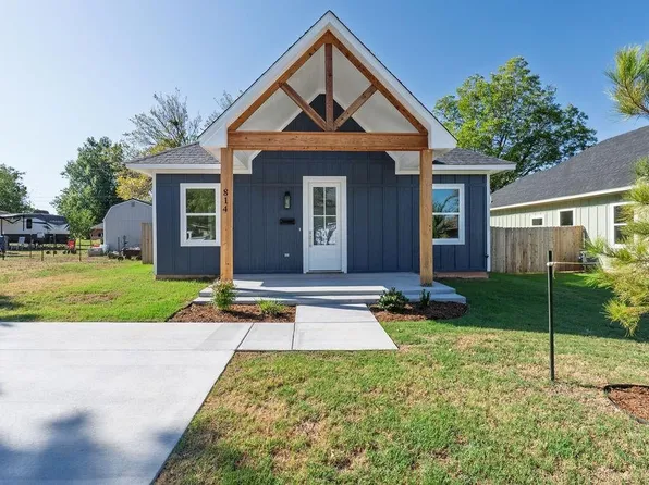 814 W Locust St, Tecumseh, OK 74873