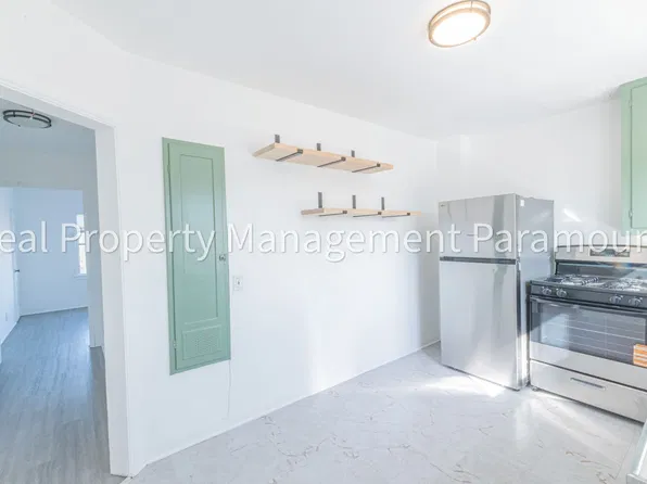 302 E 55th St APT 2, Los Angeles, CA 90011