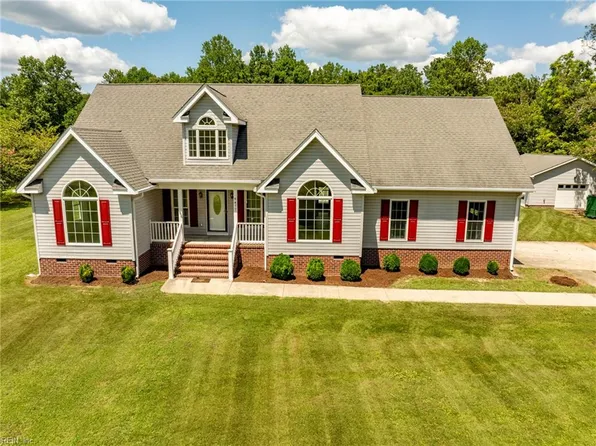 9477 Runninghorse Ln, Gloucester, VA 23061