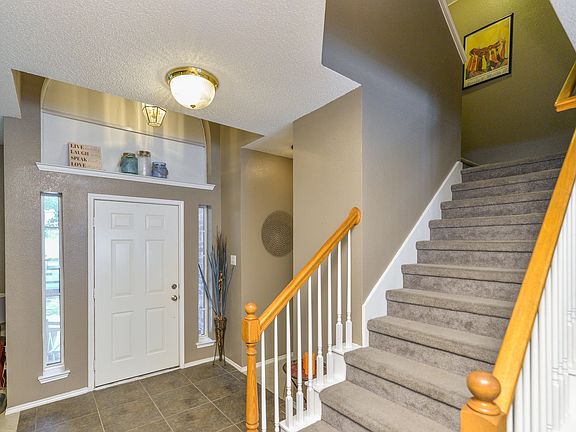 4th image of 7808 Park Downs Dr