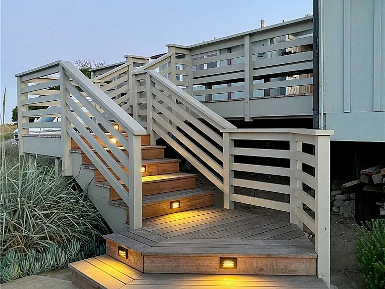 539 Sand Point Rd — Photo 3