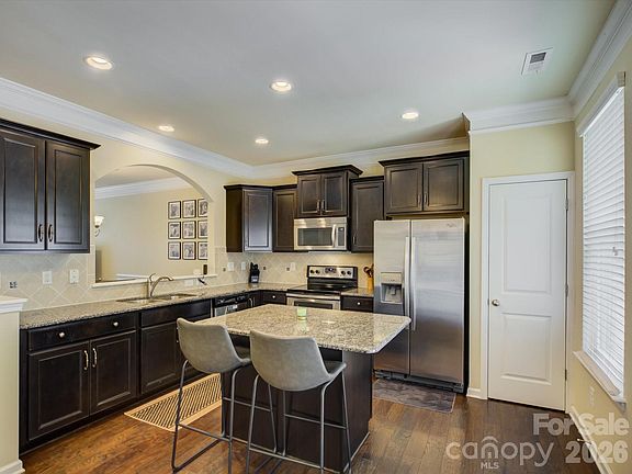 4th image of 1912 Aston Mill Pl