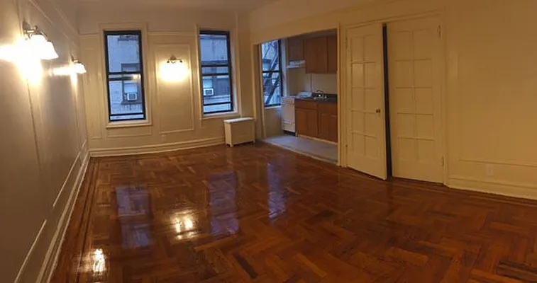 Rented by Smart NY Realty LLC | media 3