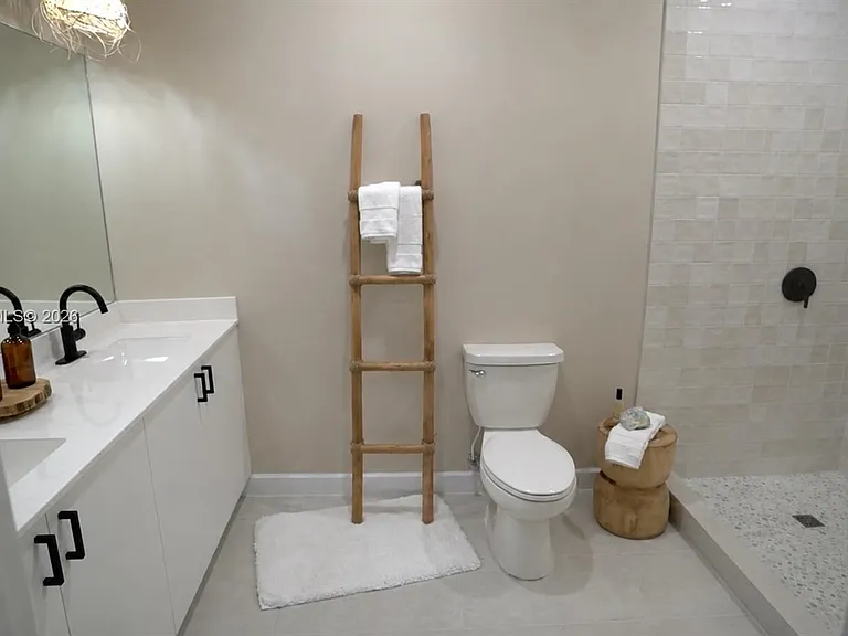 671 NW 204th St #671 — Photo 17