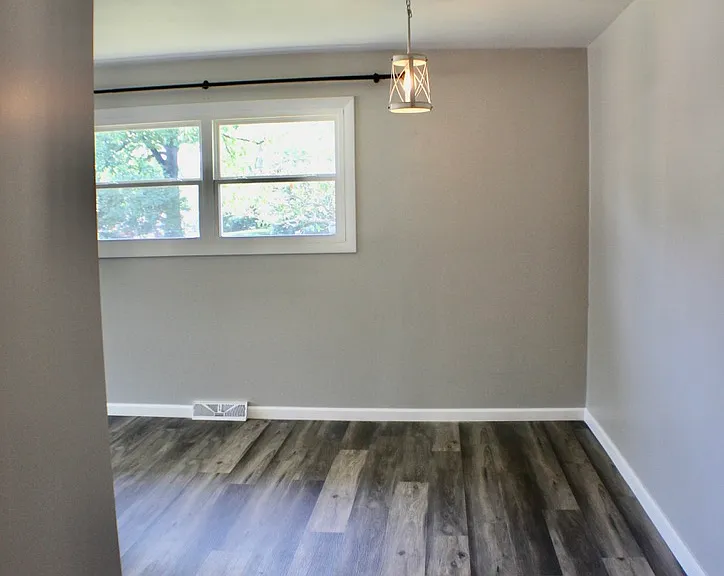 1907 W Austin Dr — Photo 7