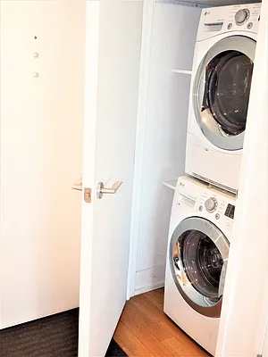 Rented by Kian Realty | media 10