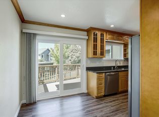 529 Rollins Rd APT B, Burlingame, CA 94010