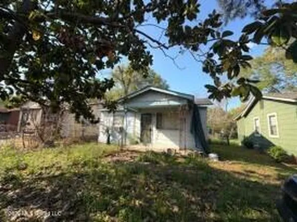 1056 Randall St, Jackson, MS 39203