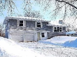 8561 Zenith Rd, Bloomington, MN 55431