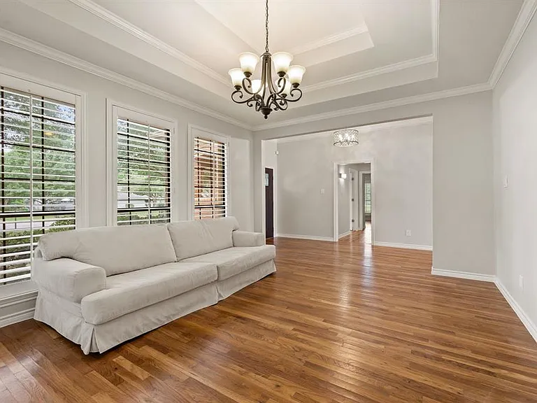 1000 Raven Bend Ct — Photo 6