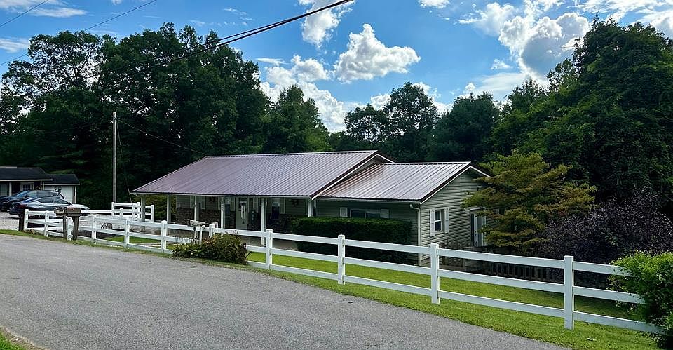 1st image of 329 Wrights Run Rd
