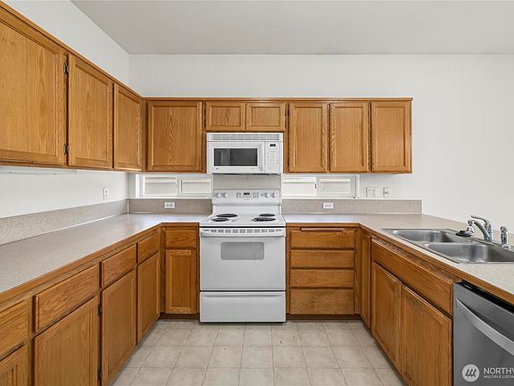 5th image of 7801 207th Street Ct E