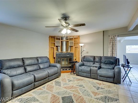 5th image of 4930 Blanton Dr