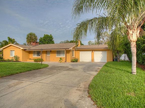 3rd image of 108 Crestwood Ln