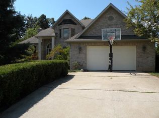105 Winter Ct, Kuttawa, KY 42055