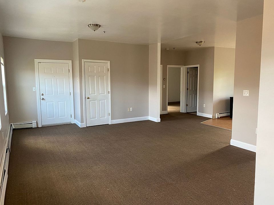 297303 Hartwell St Apartment Rentals Fall River, MA Zillow