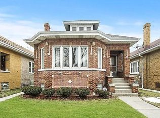 3704 Grove Ave, Berwyn, IL 60402