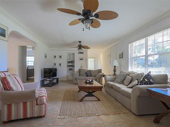 4th image of 604 83rd St NW