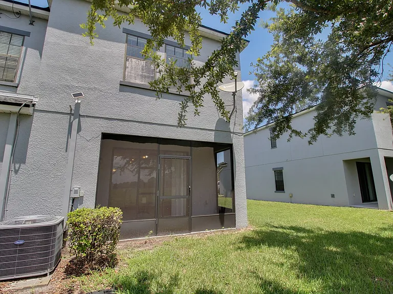 20626 Maxim Pkwy — Photo 22