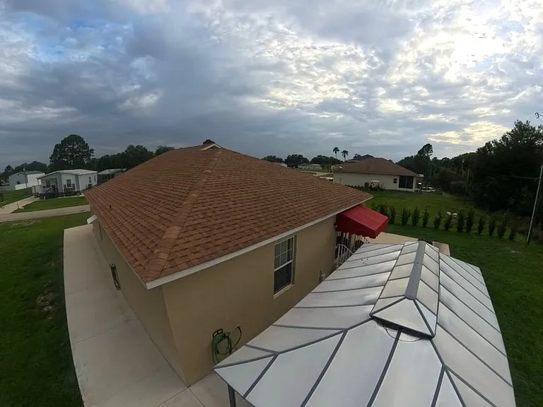 25283 Canterbury Dr — Photo 2