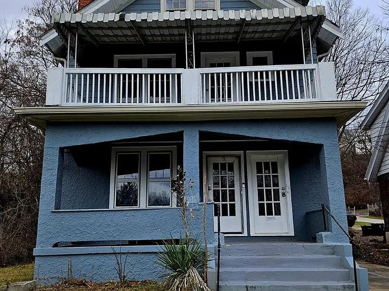 6306 Chandler — Photo 1