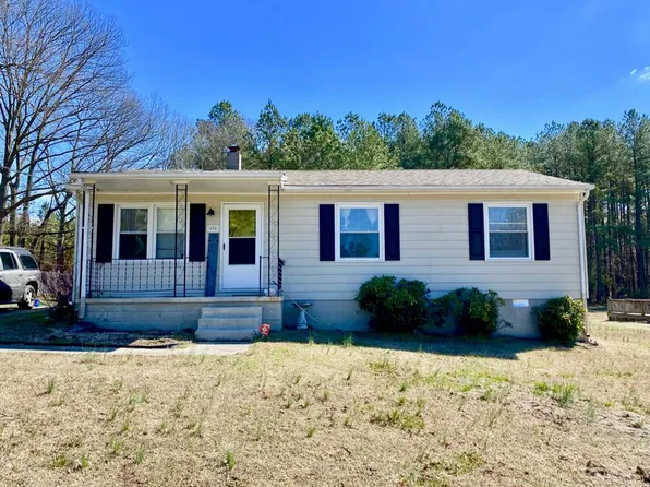 408 Graves St, Crewe, VA 23930