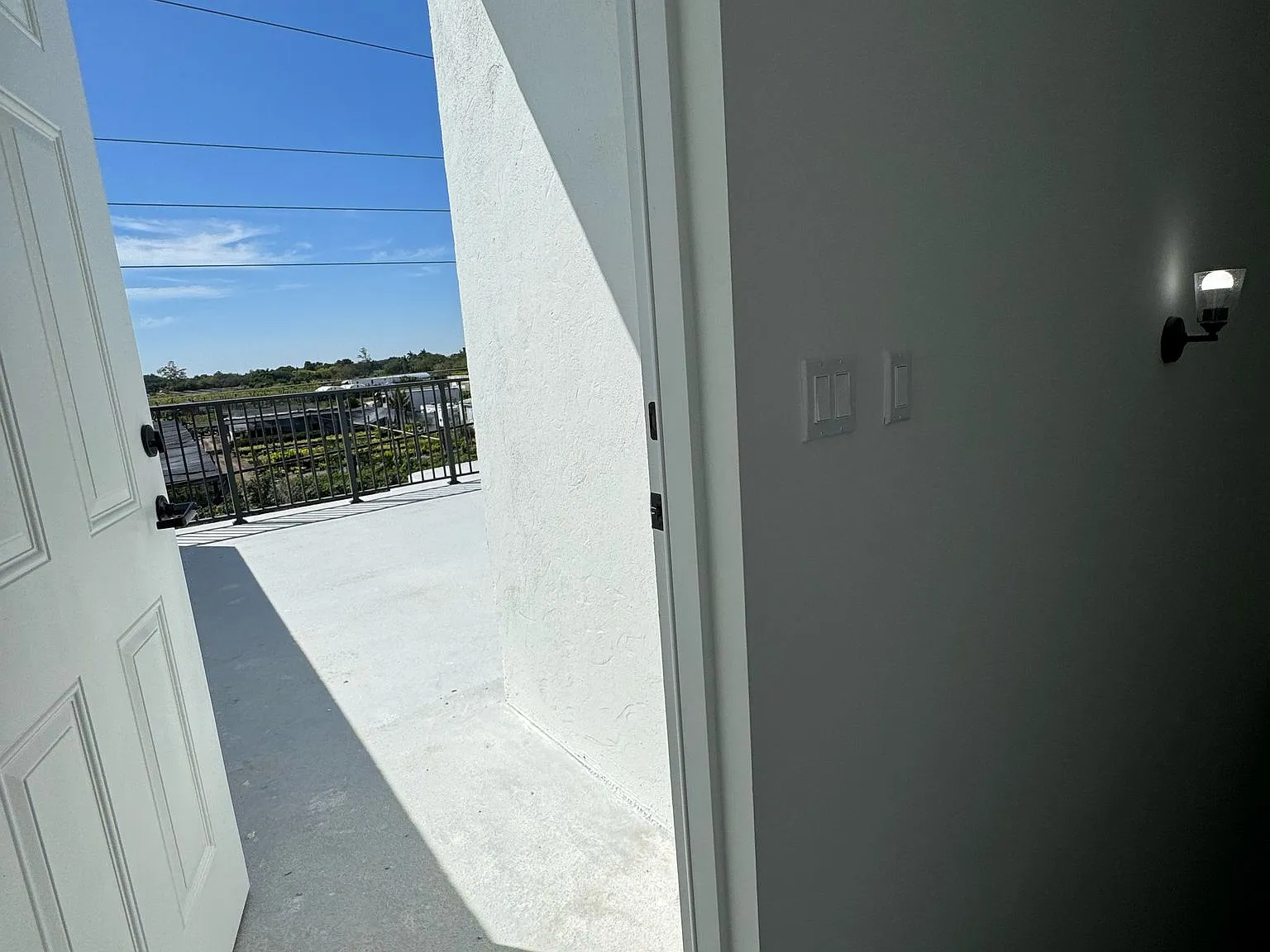 4 bed, 1410 sqft, $2,950 — Photo 3
