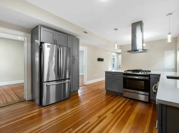 24 Howes St #3, Dorchester, MA 02125