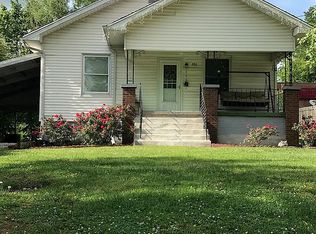 201 Cook Ave, Jonesboro, IL 62952